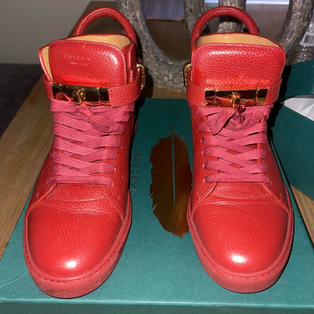 Used /GOOD CONDITION